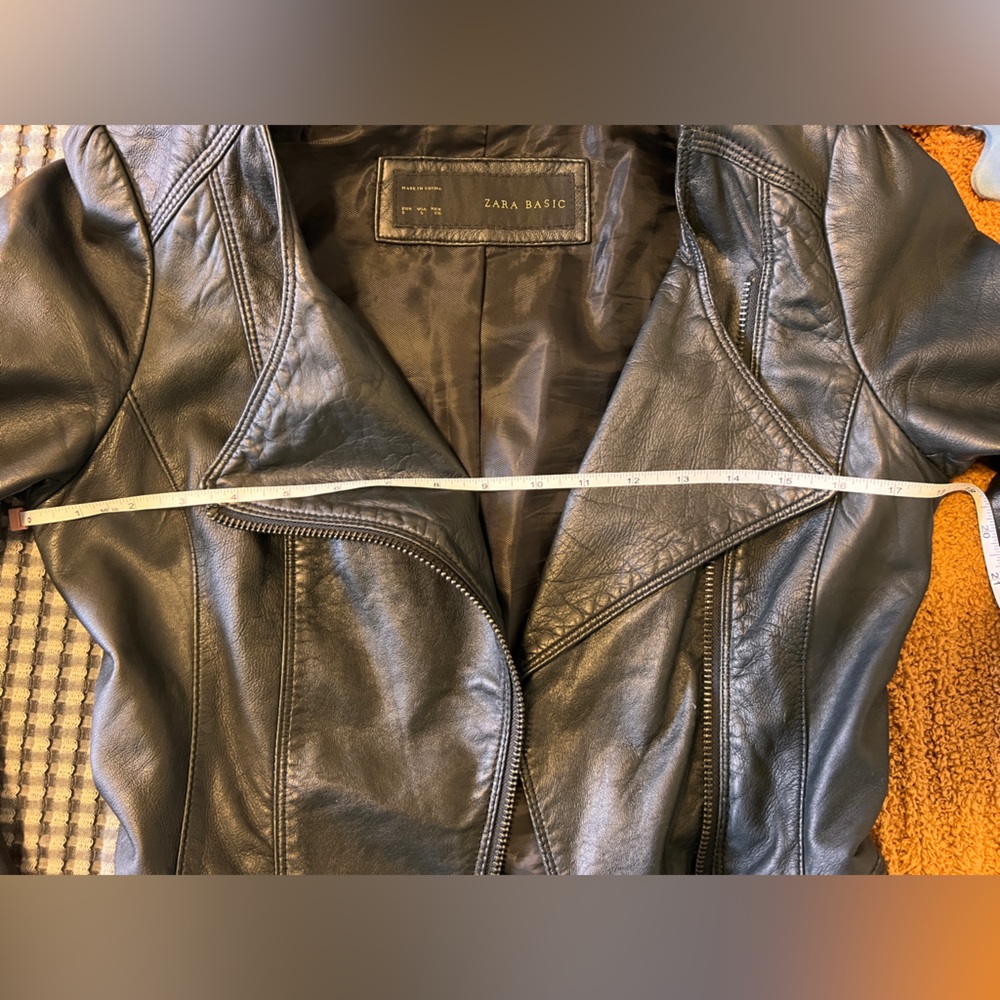 Zara Women's Black Leather Jacket - Picture 12 of 15